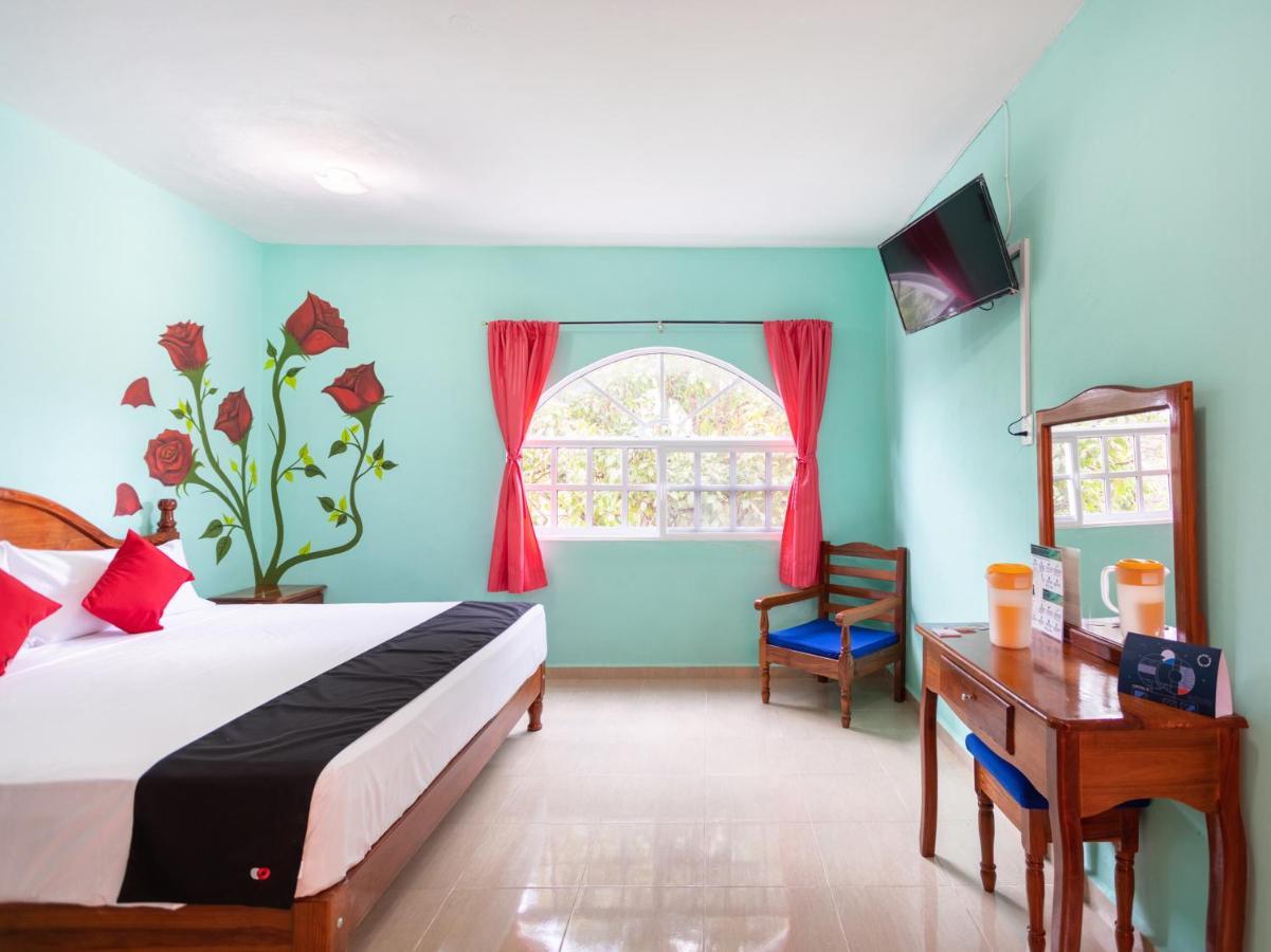 Hotel Hacienda בקאלאר מראה חיצוני תמונה